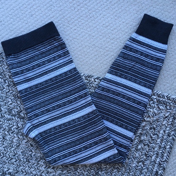 Joe Fresh - Festive Thick Leggings - Picture 1 of 4